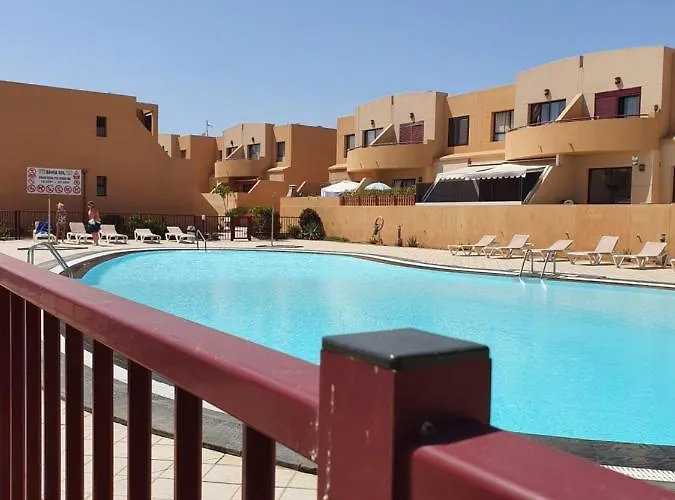 Lighthouse アパート カレタ・デ・フステ