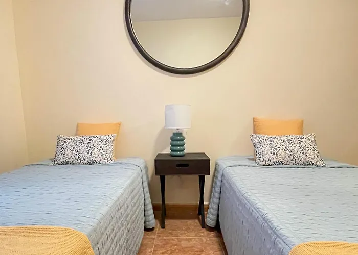 Lighthouse アパート *